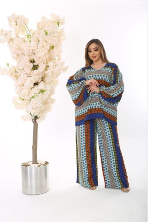 114561 TOPTAN ÇİZGİLİ PANTOLON TAKIM