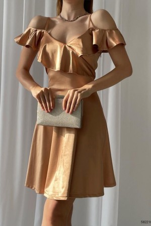 119104 gold Evening dress