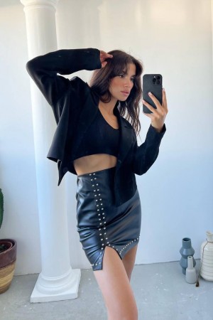 146717 TOPTAN SİYAH ETEK