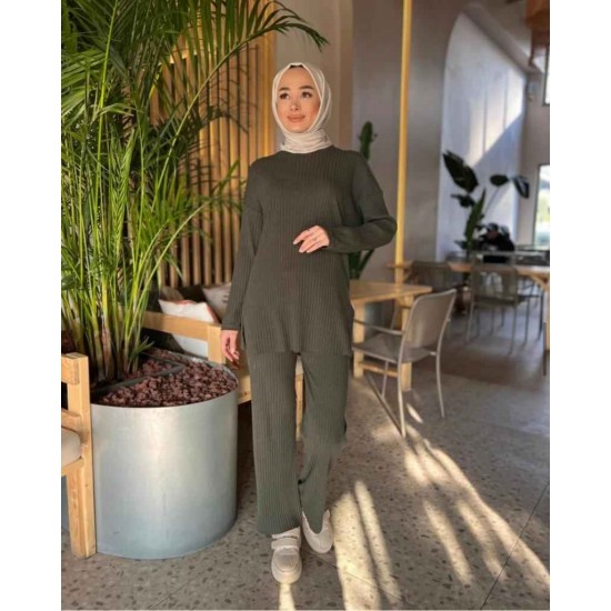 147614 khaki Pants suit