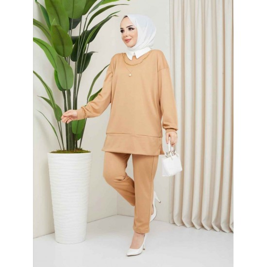 148746 camel Pants suit