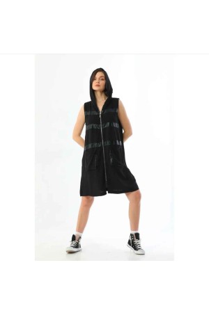 153889 TOPTAN SİYAH HIRKA