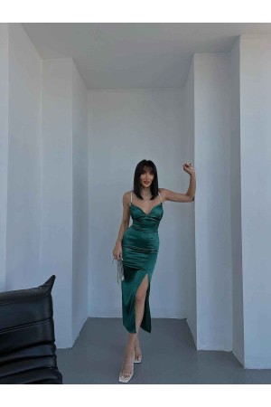 156240 TOPTAN YEŞİL ELBİSE