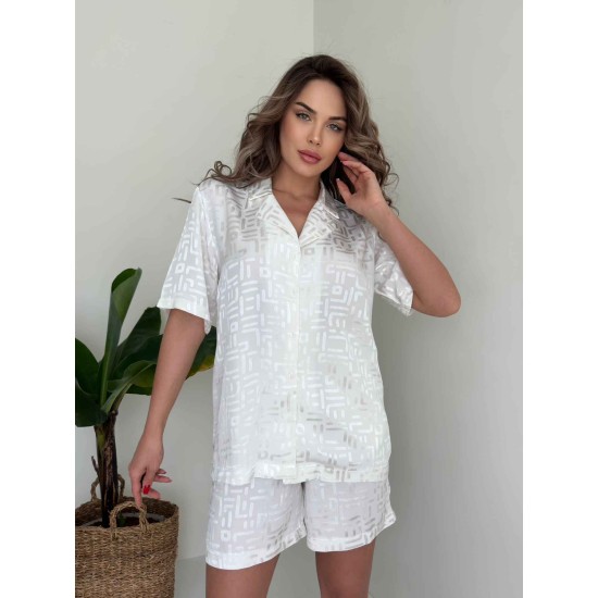 157333 white Shorts suit