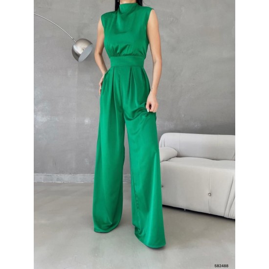 174449 GREEN OVERALLS