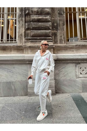 175583 TOPTAN BEYAZ EŞOFMAN TAKIM