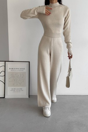 180007 TOPTAN BEJ PANTOLON TAKIM