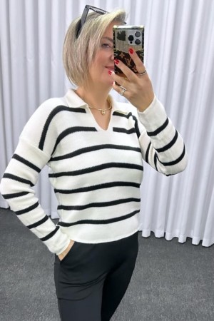 181371 TOPTAN BEYAZ KAZAK