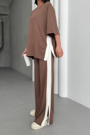 182694 coffee Pants suit