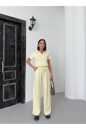 182721 TOPTAN SARI EŞOFMAN TAKIM