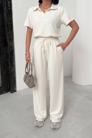 182726 TOPTAN BEYAZ EŞOFMAN TAKIM