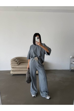 183253 TOPTAN GRİ EŞOFMAN TAKIM