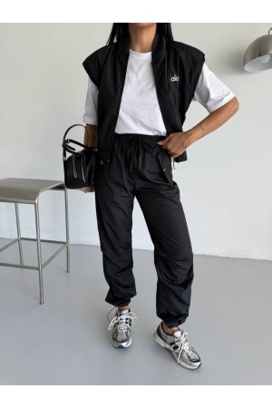 183263 TOPTAN SİYAH EŞOFMAN TAKIM