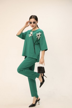 183402 TOPTAN YEŞİL EŞOFMAN TAKIM