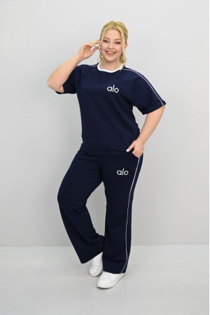 183420 TOPTAN LACİVERT EŞOFMAN TAKIM