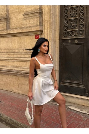 184017 TOPTAN BEYAZ ELBİSE