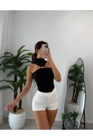 184022 TOPTAN BEYAZ ŞORT
