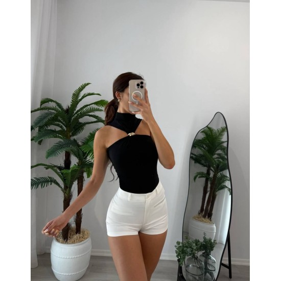 184022 white SHORTS