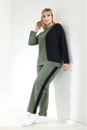 184203 RENKLİ EŞOFMAN TAKIM