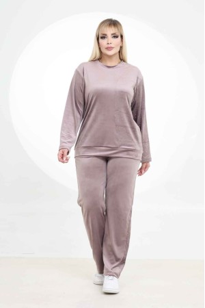 184207 MINK "Tracksuit Team"