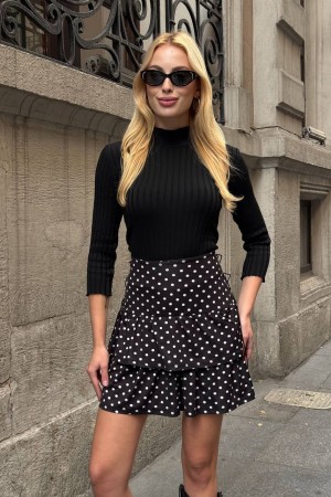 184223 BLACK SKIRT