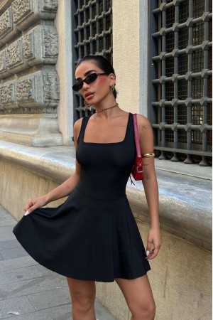 185136 SİYAH ELBİSE