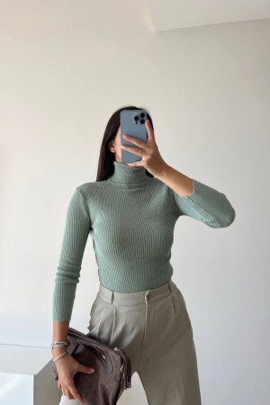 200171 TOPTAN SU YEŞİL KAZAK