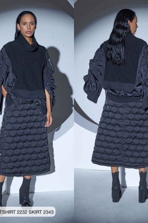 203267 TOPTAN SİYAH SWEAT