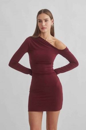 204224 burgundy DRESS