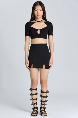 204235 TOPTAN SİYAH ETEK