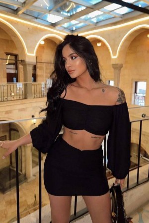 204259 TOPTAN SİYAH ETEK TAKIM