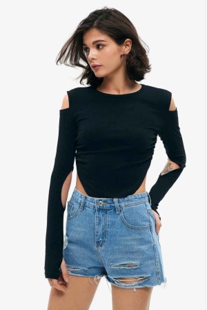 204311 TOPTAN SİYAH CROP