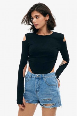 204311 TOPTAN SİYAH CROP