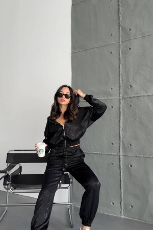 204798 TOPTAN SİYAH EŞOFMAN TAKIM