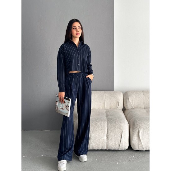 205340 Navy blue Pants suit