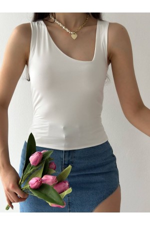 205381 TOPTAN BEYAZ ATLET