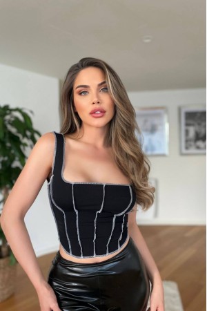 206760 TOPTAN SİYAH CROP