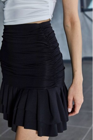 206793 TOPTAN SİYAH ETEK