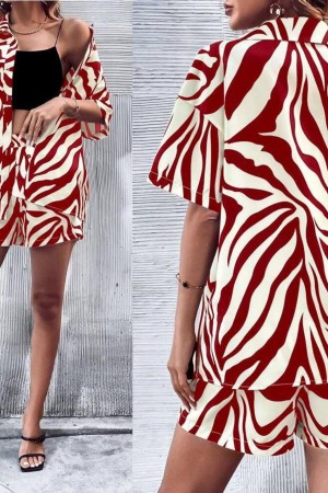 207221 patterned Shorts suit