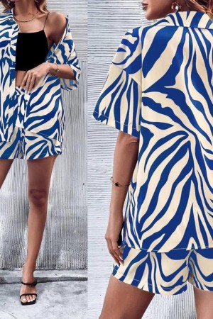 207222 patterned Shorts suit