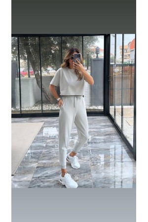 207979 TOPTAN TAŞ EŞOFMAN TAKIM