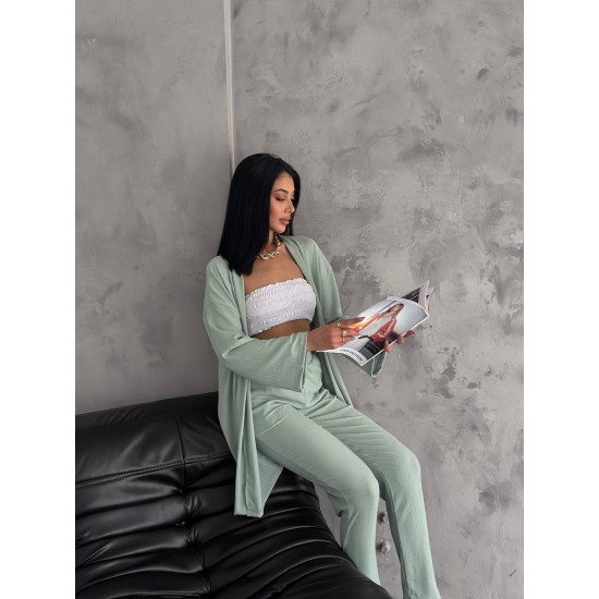 209911 Water is green Pants suit