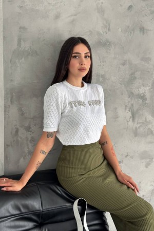 209981 white T shirts