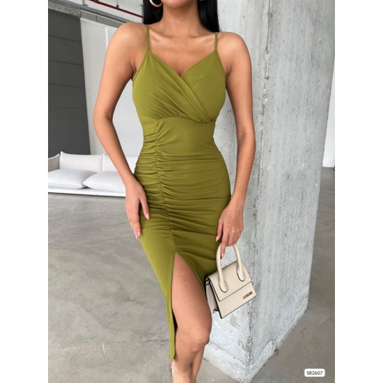 210281 GREEN Evening dress