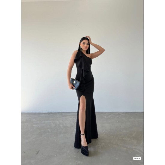 210439 black Evening dress