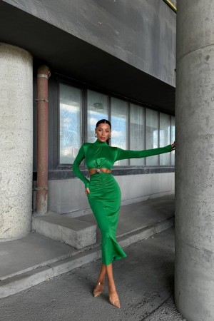 212134 GREEN Evening dress