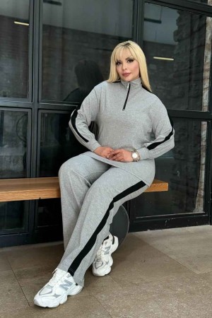 212606 TOPTAN GRİ EŞOFMAN TAKIM