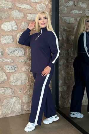 212608 TOPTAN LACİVERT EŞOFMAN TAKIM