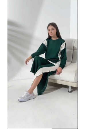 213333 TOPTAN ZÜMRÜT YEŞİL EŞOFMAN TAKIM