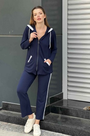 213368 TOPTAN LACİVERT EŞOFMAN TAKIM